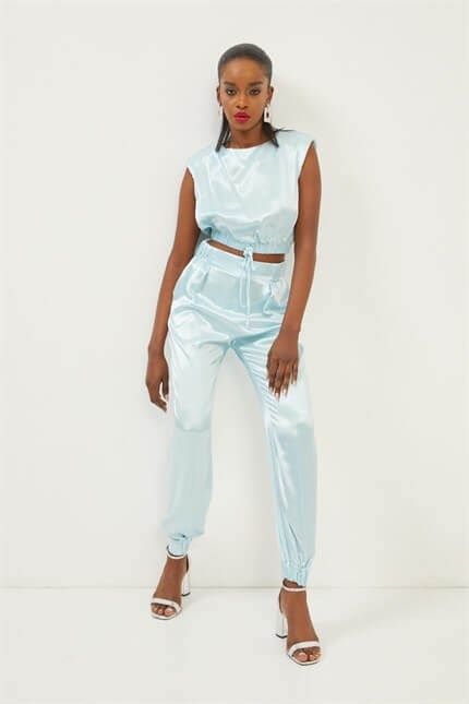 Aqua Saten Bağlama Detaylı Crop Bluz Pantolon Takım