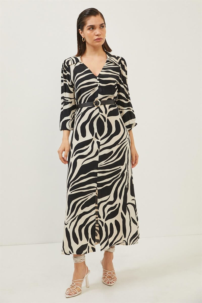 Ekru-Siyah Zebra Desen Kemer Detaylı Maxi Elbise