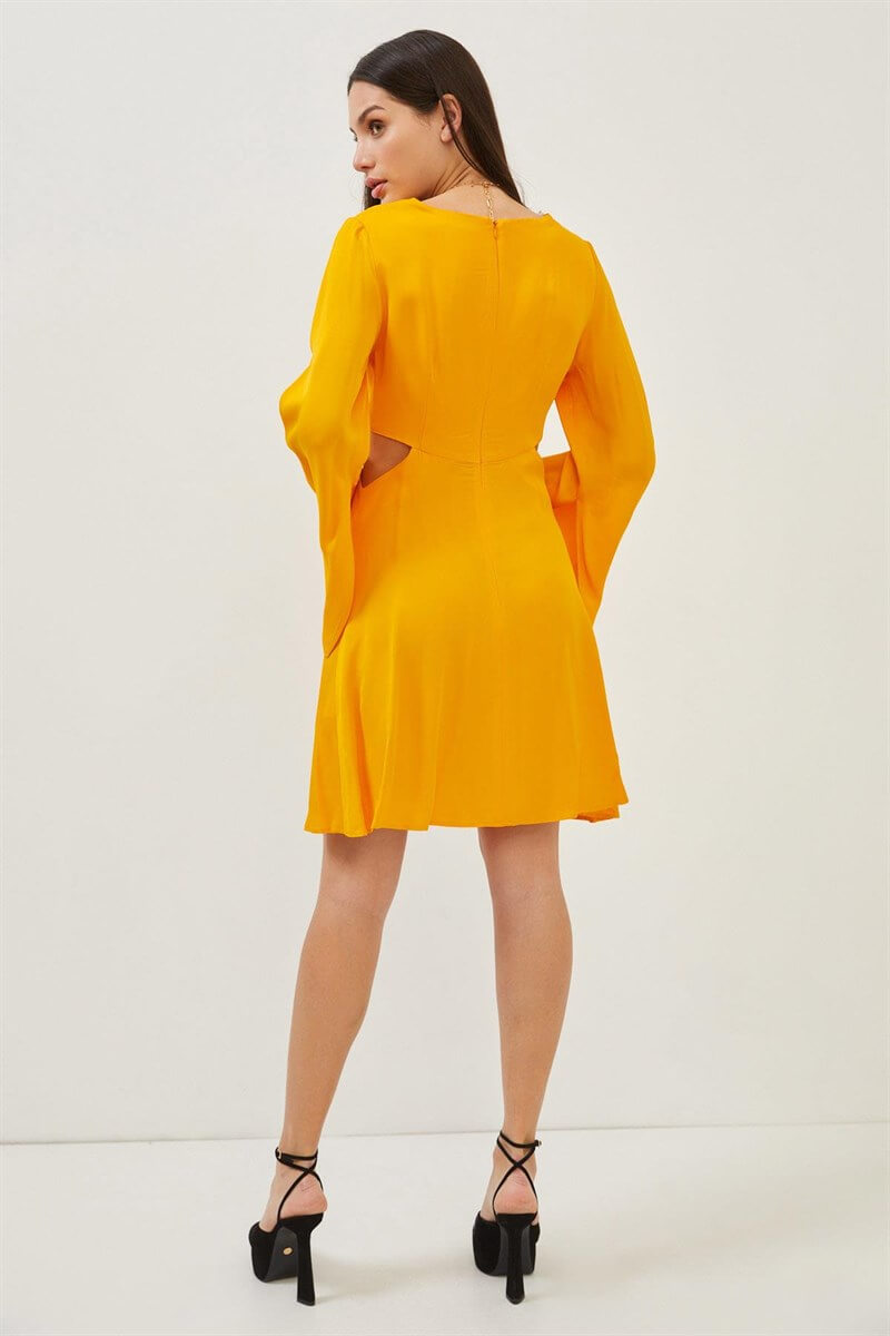 Oranj Cut Out Detaylı Uzun Kol Mini ElbiseST070S40157601