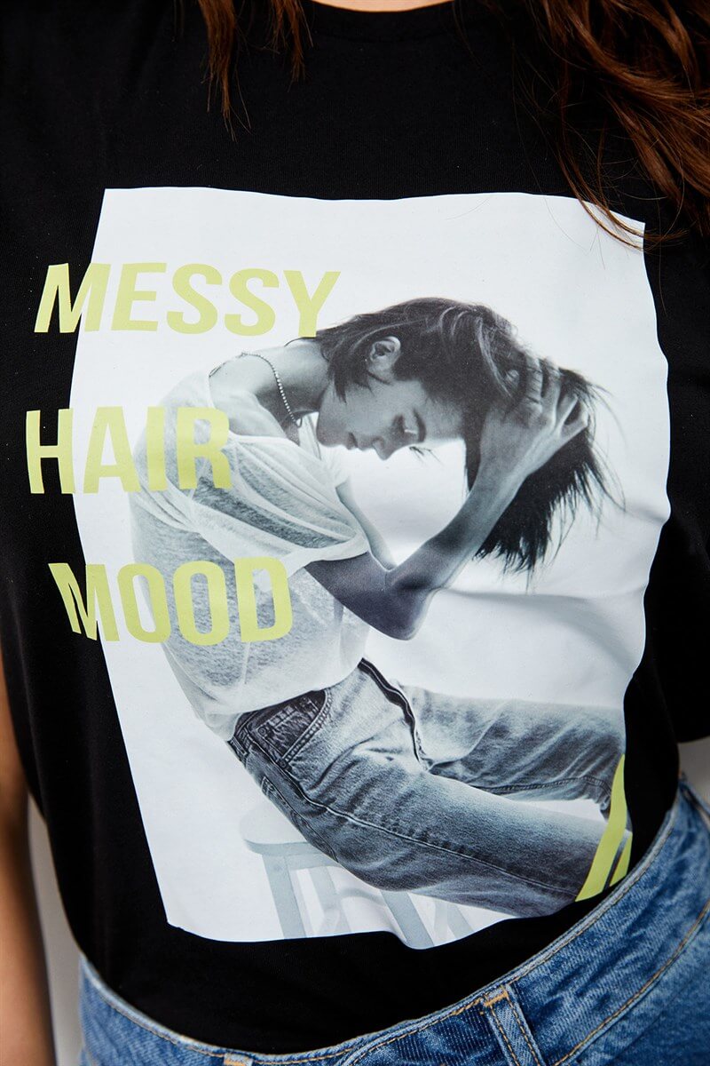 Siyah Messy Hair Mood Kısa Kol T-ShirtST060S7115901